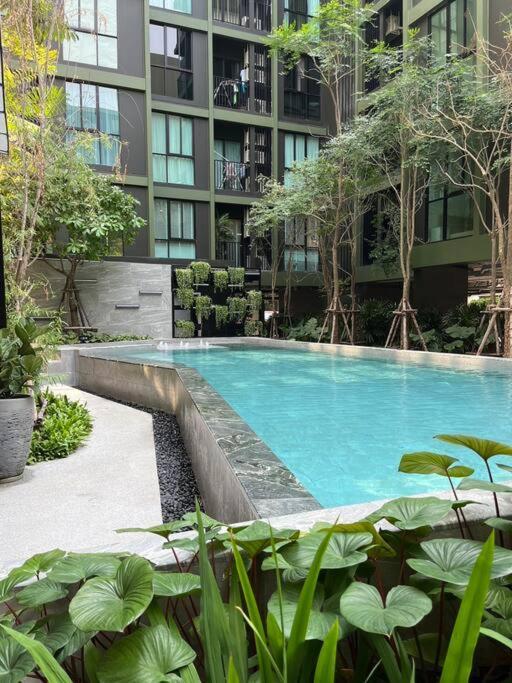 Nue Z-Square Suan Luang Station - Near Train Night Market, Airport, Seacon Square Apartment Bangkok Exterior photo