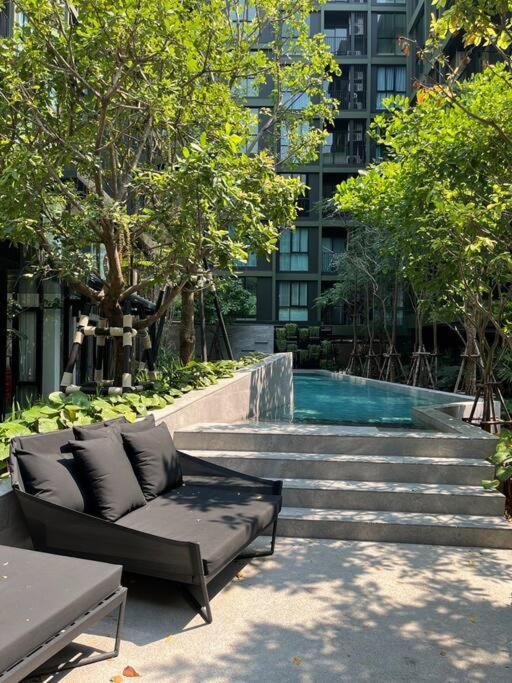 Nue Z-Square Suan Luang Station - Near Train Night Market, Airport, Seacon Square Apartment Bangkok Exterior photo